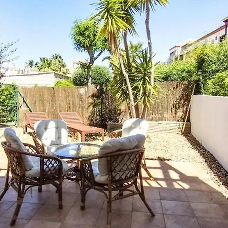 Spectacular 3 Bed Townhouse For Summer Holiday home *